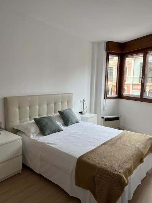 Luminoso Y Centrico Llanes Apartment Ngoại thất bức ảnh
